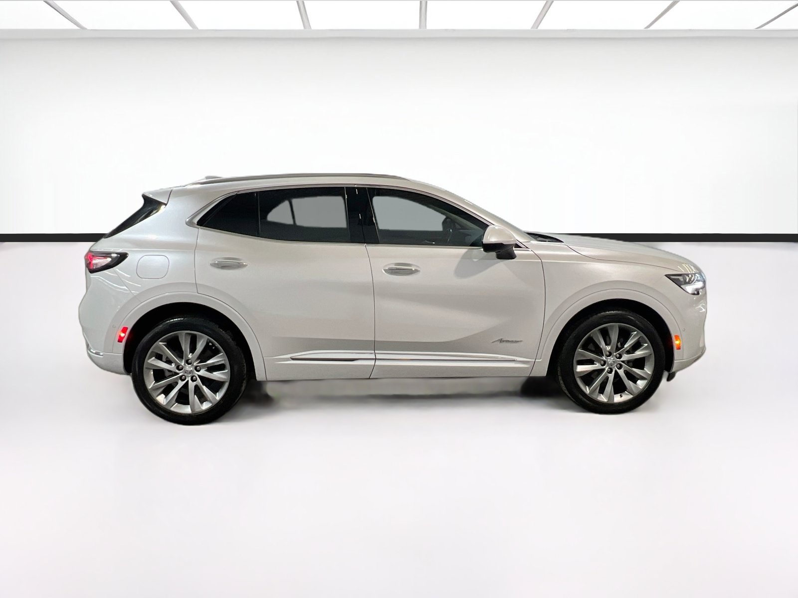 Used 2023 Buick Envision Avenir AWD/4WD image 26