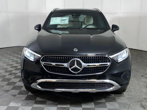 Used 2026 Mercedes-Benz GLC 300 4MATIC image 5