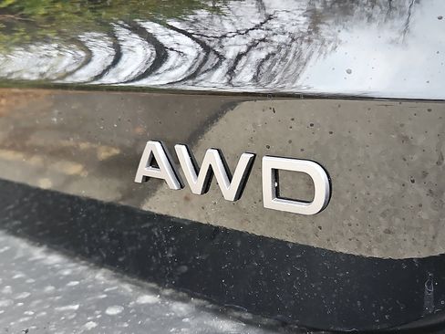 New 2026 Nissan Kicks SV image 21