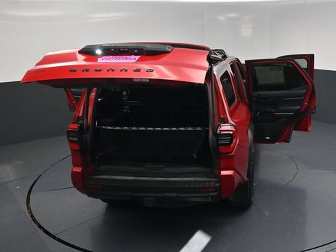 Used 2025 Toyota 4Runner TRD Off-Road Premium w/ Tow Technology Package AWD/4WD image 22