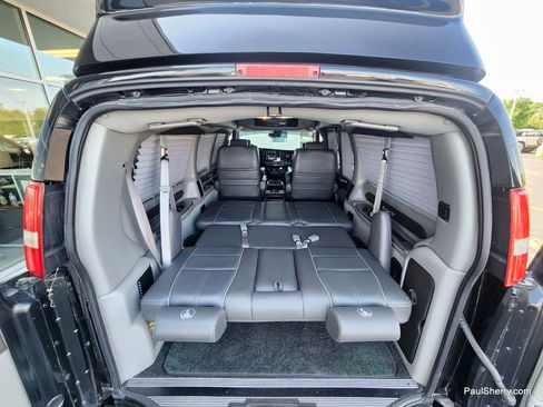 Used 2019 Chevrolet Express 2500 w/ Enhanced Convenience Package RWD image 32