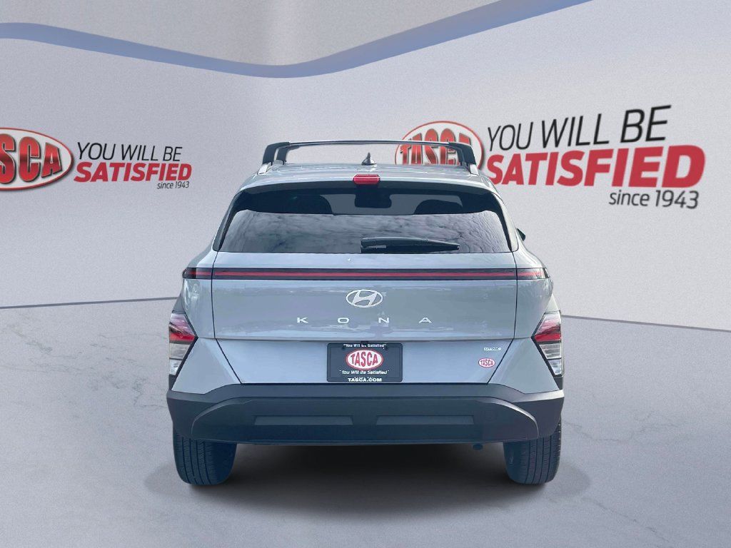 Certified 2024 Hyundai Kona SEL w/ Convenience Package AWD/4WD image 7