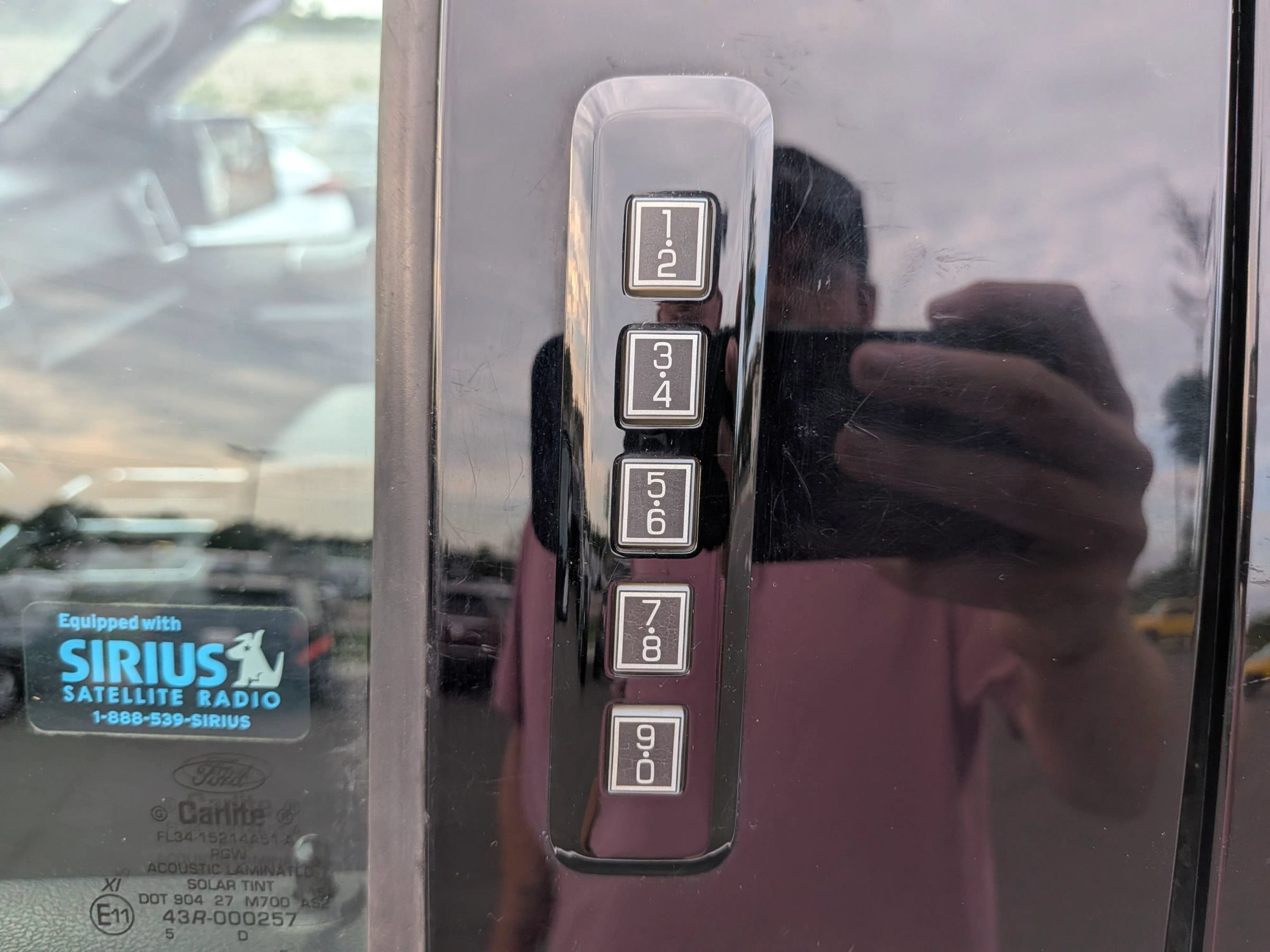 Used 2015 Ford F150 XLT w/ Equipment Group 301A Mid AWD/4WD image 18