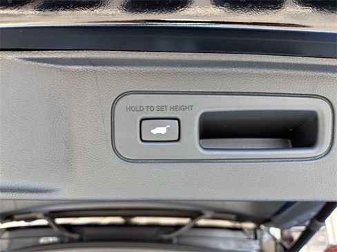 New 2025 Honda Pilot TrailSport image 32
