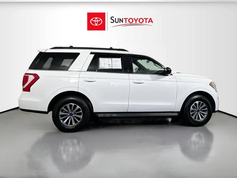 Used 2019 Ford Expedition XL image 2