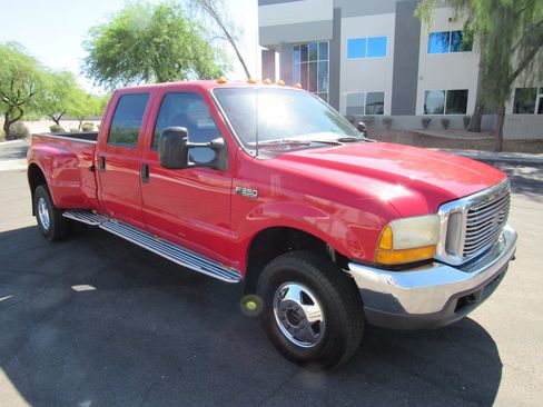 Used 1999 Ford F350 4x4 Crew Cab DRW Super Duty image 4