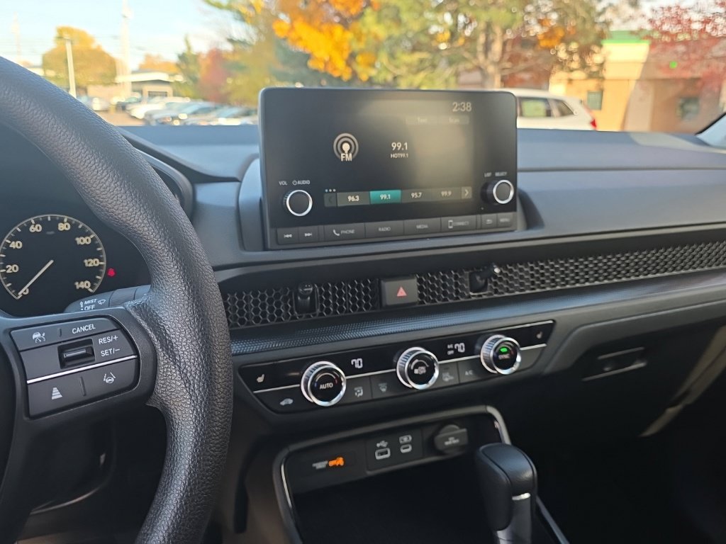 Certified 2025 Honda CR-V EX image 21