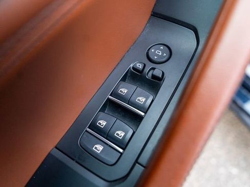 Used 2023 BMW X6 xDrive40i w/ Executive Package image 26