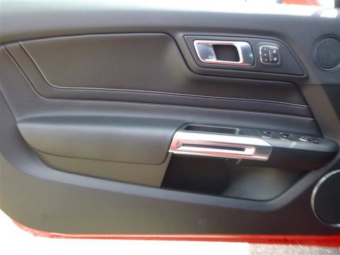 Used 2022 Ford Mustang GT Premium w/ GT Performance Package RWD image 24