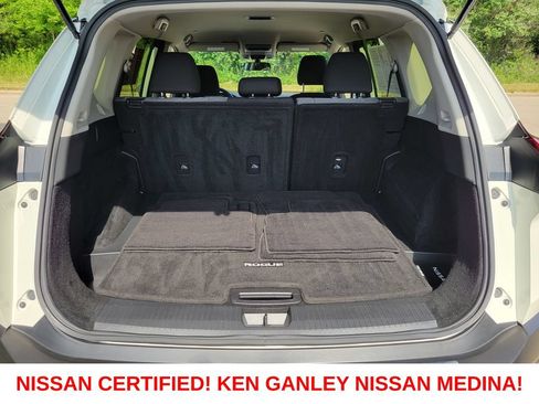 Certified 2023 Nissan Rogue SV AWD/4WD image 42