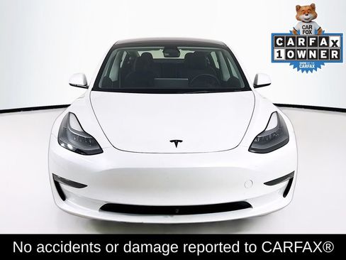 Used 2023 Tesla Model 3 Standard Range RWD image 2