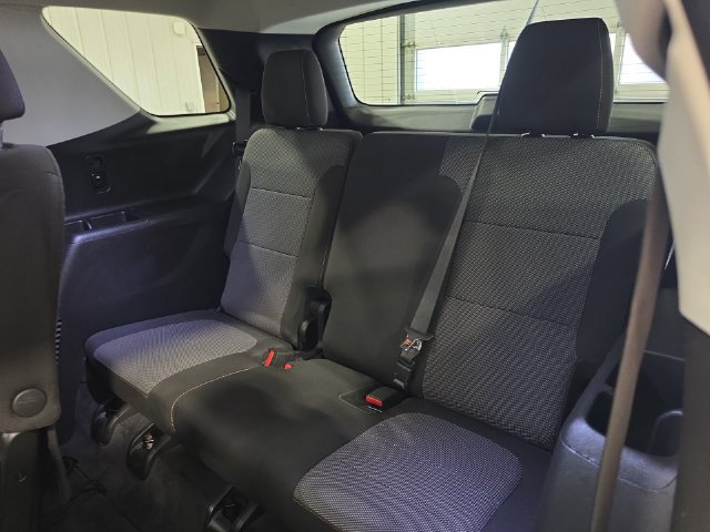 Used 2019 Chevrolet Traverse LT FWD image 27