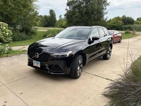 Used 2024 Volvo XC60 T8 Plus w/ Protection Package Premier AWD/4WD image 1