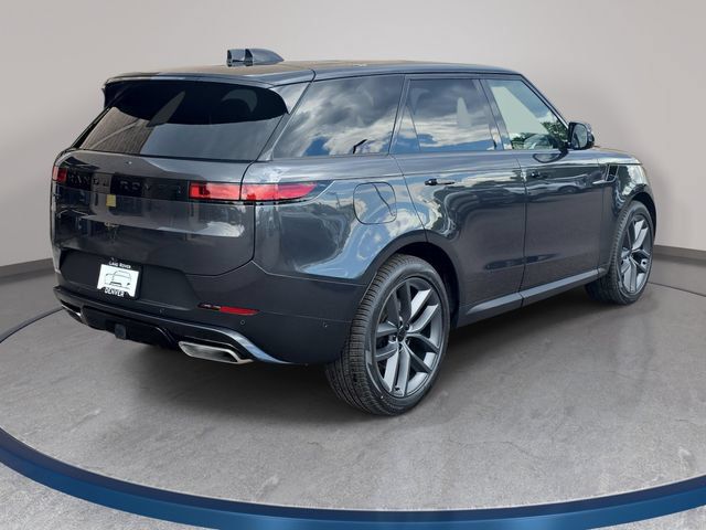 New 2026 Land Rover Range Rover Sport SE AWD/4WD image 5