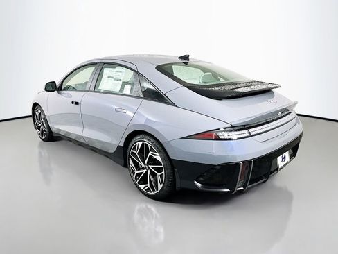 New 2025 Hyundai Ioniq 6 SEL image 7