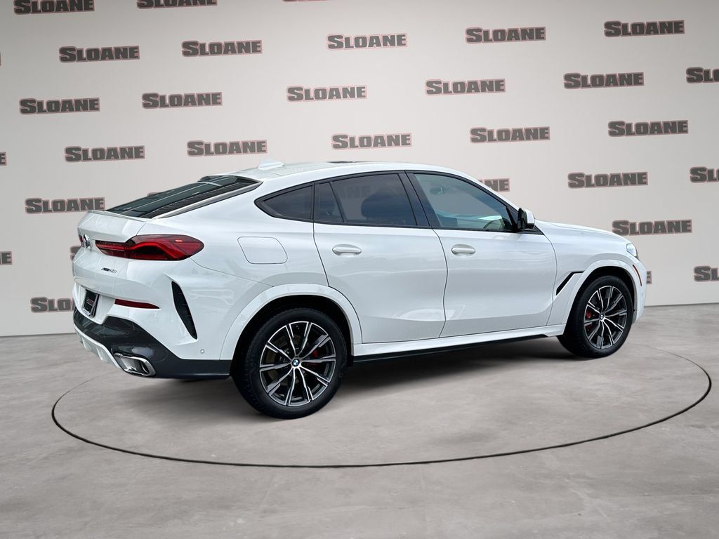 Used 2023 BMW X6 xDrive40i w/ M Sport Package AWD/4WD image 5