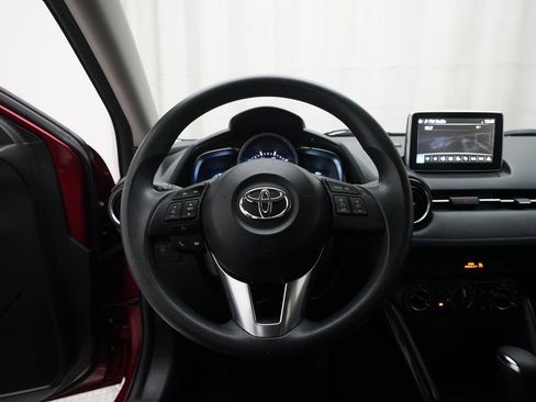 Used 2017 Toyota Yaris iA image 4