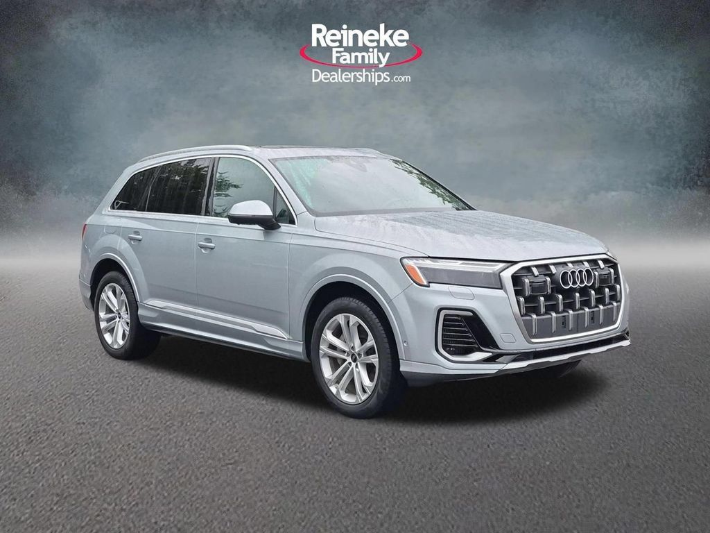 Used 2025 Audi Q7 3.0T Premium Plus AWD/4WD image 4