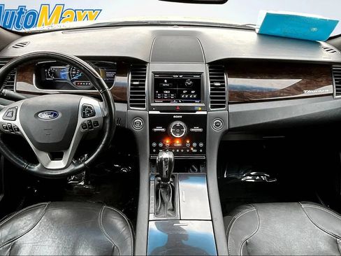 Used 2013 Ford Taurus Limited FWD image 7