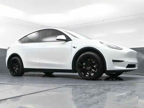 Used 2021 Tesla Model Y 2WD image 51
