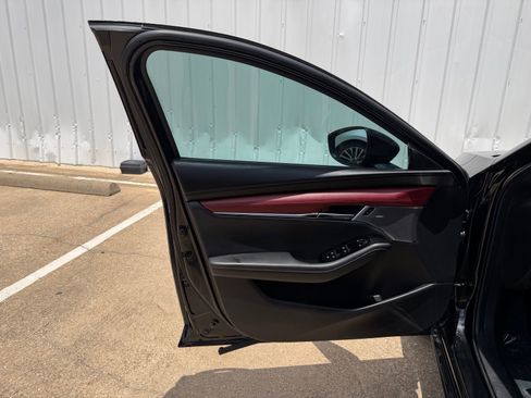 Used 2022 MAZDA MAZDA3 s FWD image 21