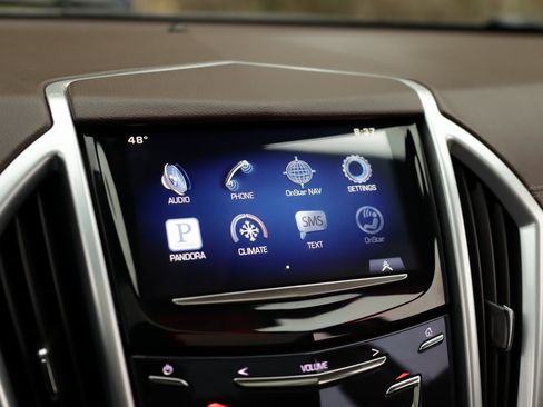 Used 2016 Cadillac SRX Luxury w/ Driver Awareness Package image 13