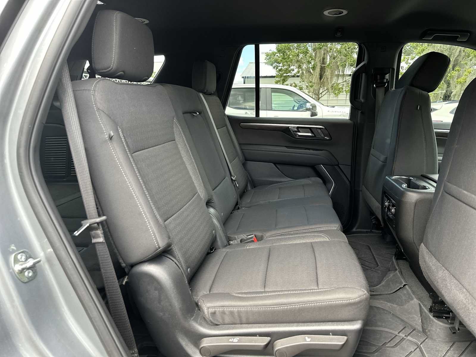 Certified 2025 Chevrolet Tahoe LS RWD image 18