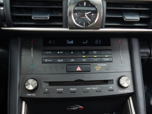 Used 2019 Lexus IS 300 F Sport w/ F Sport Package image 34