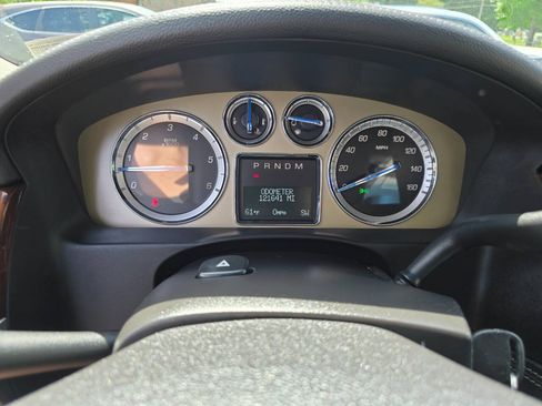 Used 2014 Cadillac Escalade Platinum AWD/4WD image 18