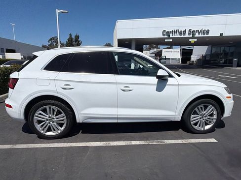 Used 2018 Audi Q5 2.0T Premium Plus AWD/4WD image 2