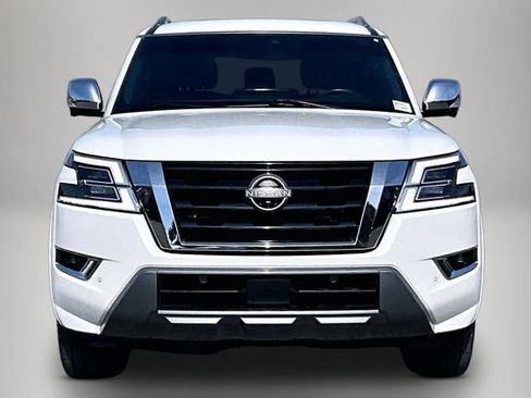 Used 2022 Nissan Armada Platinum AWD/4WD image 3