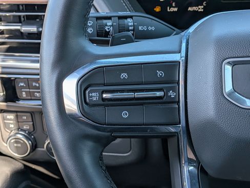 Used 2025 GMC Yukon Denali AWD/4WD image 22