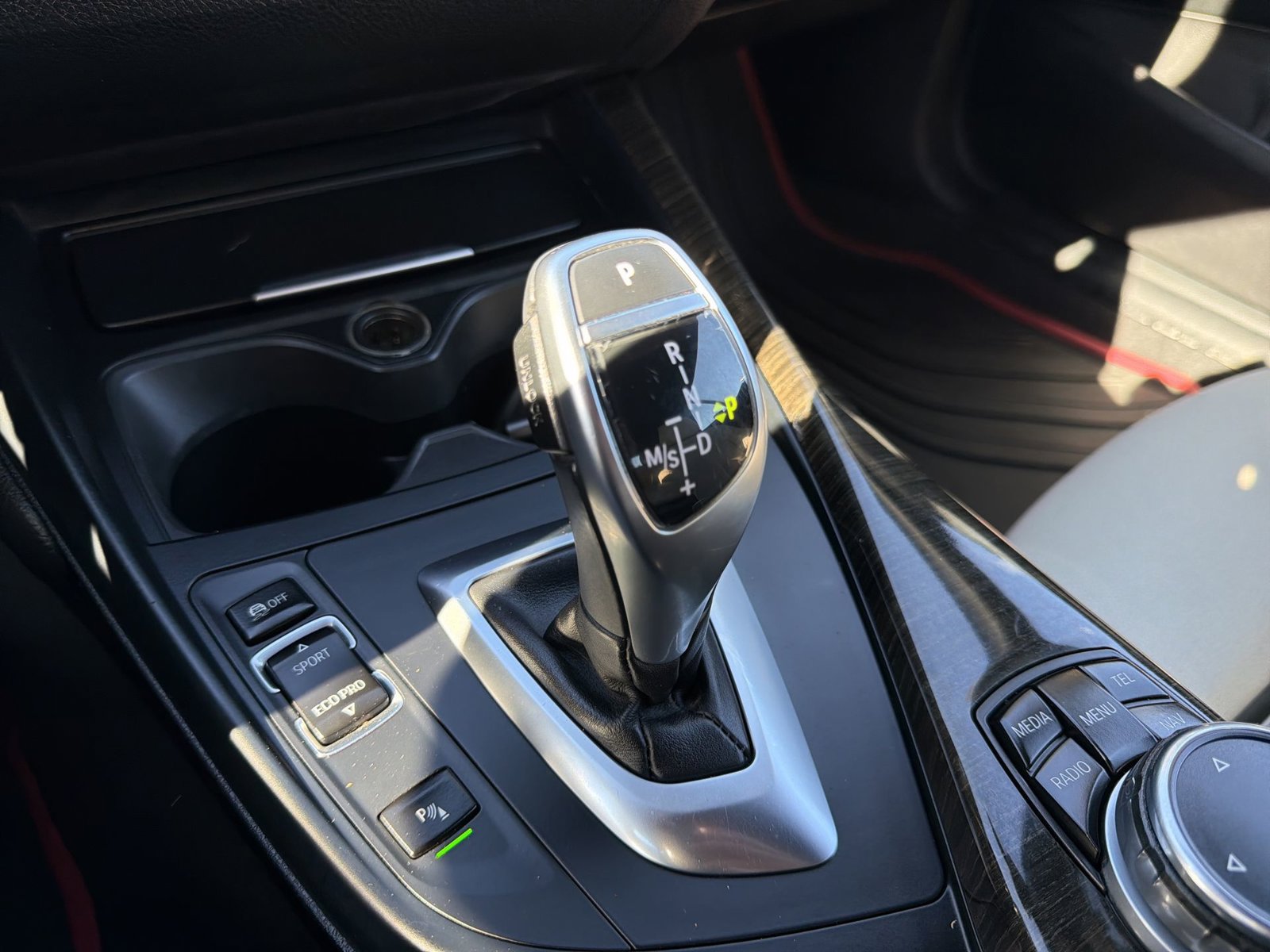 Used 2016 BMW M235i xDrive Convertible AWD/4WD image 22