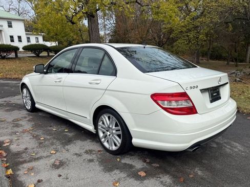 Used 2008 Mercedes-Benz C 300 Sport image 9