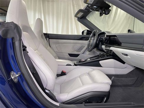 Used 2023 Porsche 911 Carrera GTS image 18