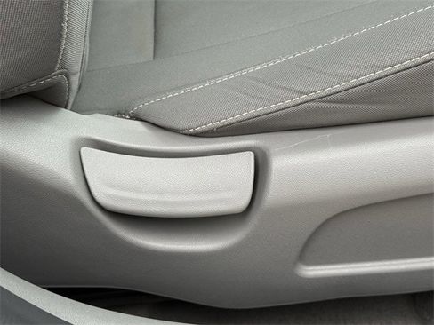 Used 2024 Hyundai Elantra SEL image 27