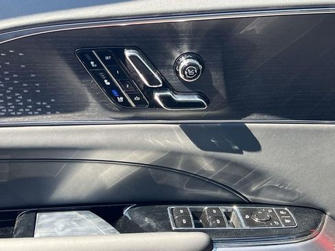 New 2026 Cadillac Lyriq V AWD/4WD image 23