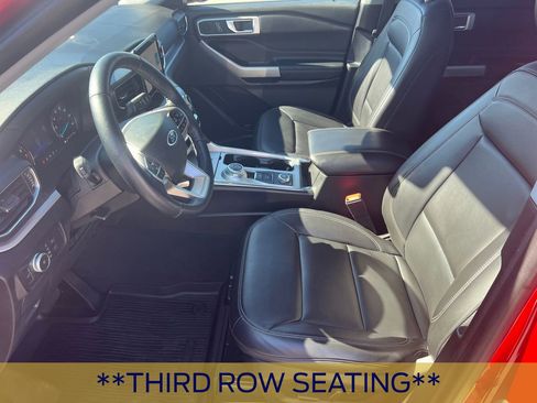Certified 2022 Ford Explorer XLT w/ Equipment Group 202A image 10