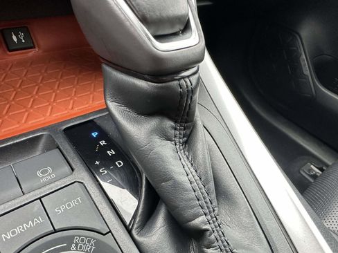 Used 2019 Toyota RAV4 Adventure image 20