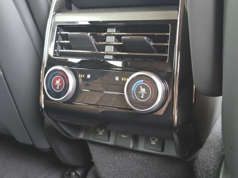 New 2025 Land Rover Range Rover Sport Dynamic SE image 25