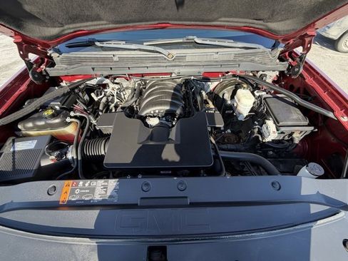 Used 2018 GMC Sierra 1500 SLT w/ SLT Premium Package image 19