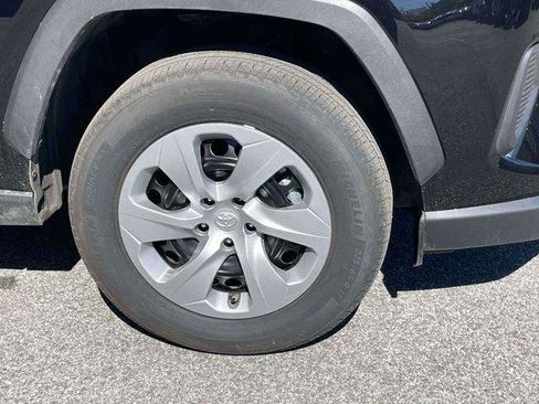 Certified 2025 Toyota RAV4 LE AWD/4WD image 10