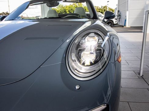 Used 2017 Porsche 911 Carrera S image 7