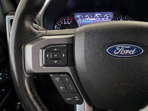 Used 2019 Ford Expedition Platinum AWD/4WD image 28