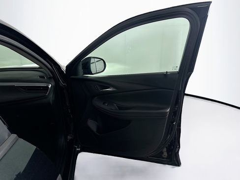 Used 2025 Buick Encore GX Preferred image 33