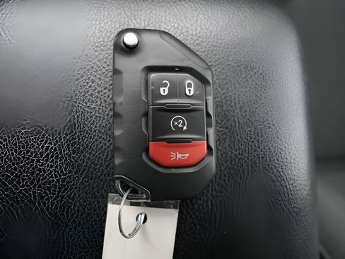 Used 2023 Jeep Wrangler Unlimited Sport AWD/4WD image 35