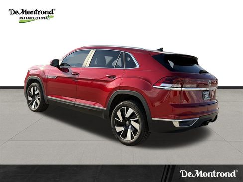 Used 2024 Volkswagen Atlas Cross Sport SEL image 7