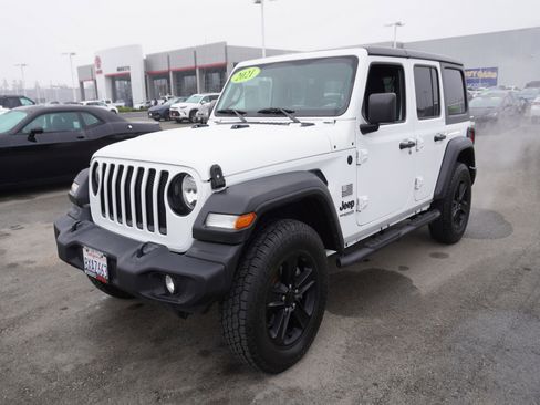 Used 2021 Jeep Wrangler Unlimited Sport image 8
