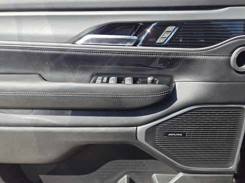 New 2026 Jeep Grand Wagoneer 4WD image 17