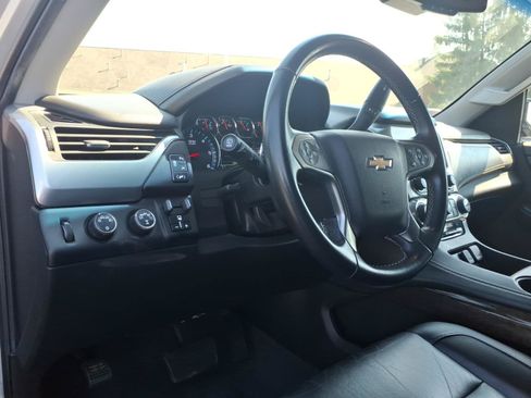 Used 2019 Chevrolet Tahoe LT AWD/4WD image 14